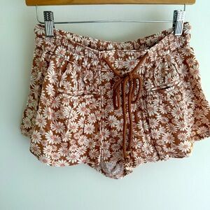 Off beat pull on NWOT cinnamon